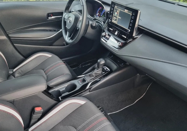 Toyota Corolla cena 69990 przebieg: 238000, rok produkcji 2019 z Warszawa małe 154